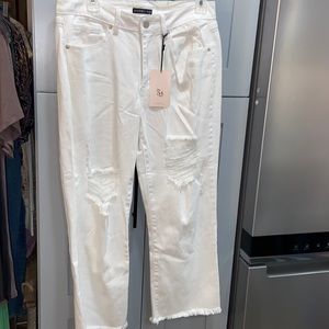 Sincerely Jules size 9/29 NWT white ripped  crop jeans
